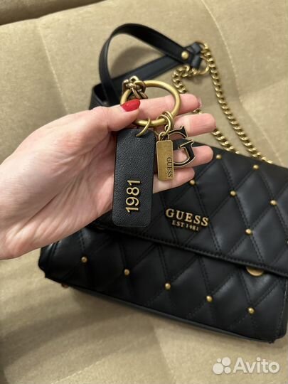 Сумка кроссбоди Guess