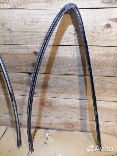 Молдинг двери Mercedes-Benz W208