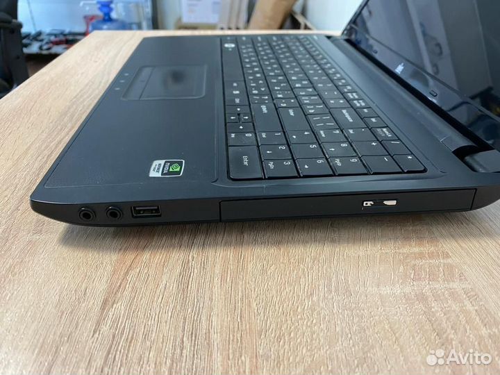 Ноутбук DNS i5 4gb