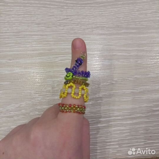 Украшения из бисера