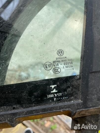 Стекло двери переднее левое Volkswagen Tiguan