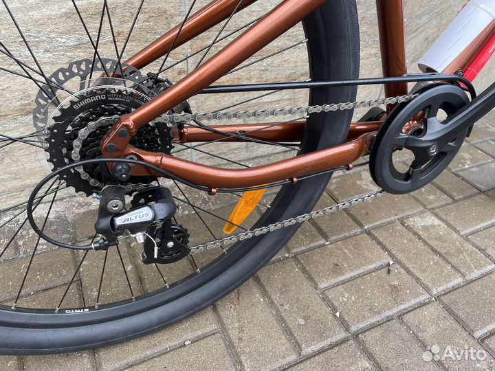 Велосипед Giant Momentum Vida