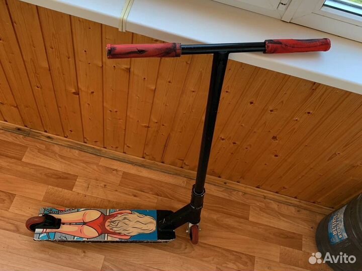 Трюковой самокат