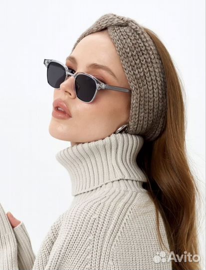 Повязка на голову вязаная