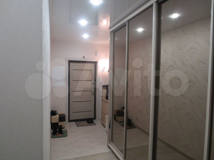 2-к. квартира, 90 м², 12/12 эт.