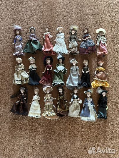 Куклы фарфоровые 