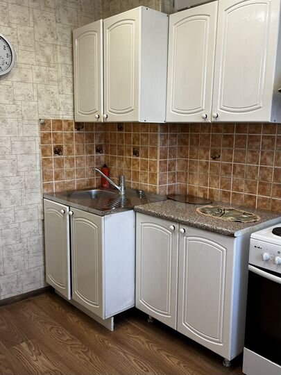 2-к. квартира, 53 м², 2/4 эт.