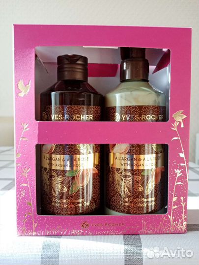 Подарочные наборы к празднику Ив Роше
