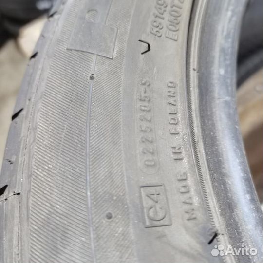 Bridgestone Potenza RE050A 225/50 R16