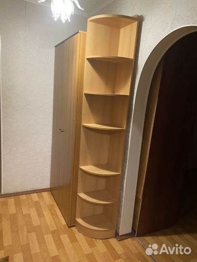 Стеллаж деревянный угловой