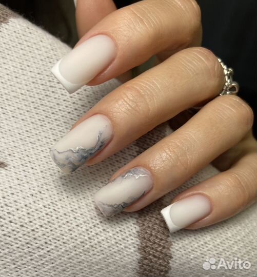 Маникюр, педикюр