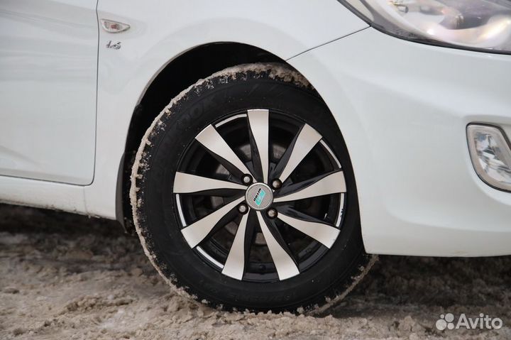 Hyundai Solaris 1.6 AT, 2013, 133 121 км