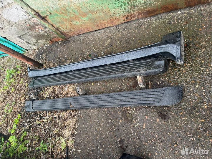 Подножки пороги на toyota land cruiser 200