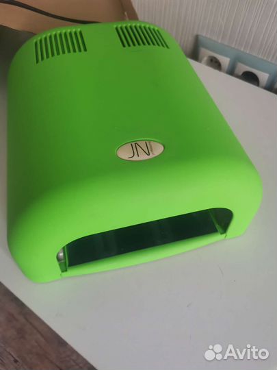 Уф лампа для ногтей