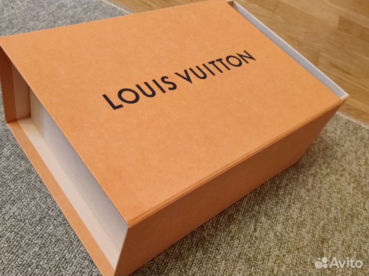 Коробка LV, gucci,Valentino, Dolce & Gabbana