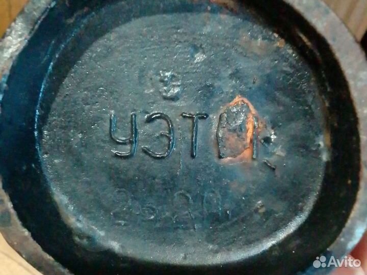 Касли чугун купается малыш