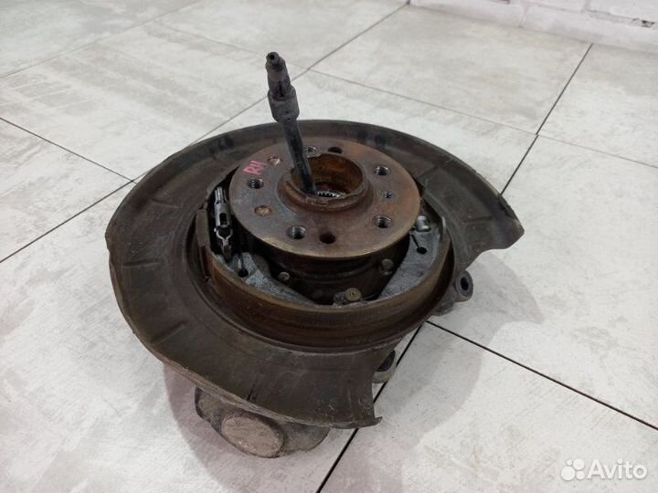 Ступица задняя правая Mercedes Ml 350 W164 272.967