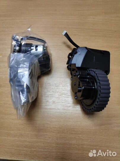 Колесо для робота Пылесоса Polaris pvcr0726W Новые