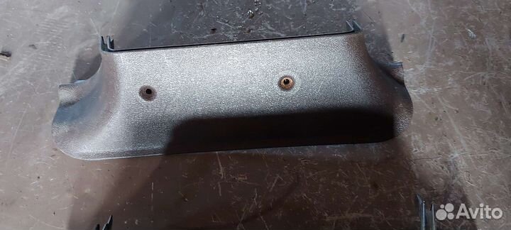 Накладка порога левая правая Mercedes 126