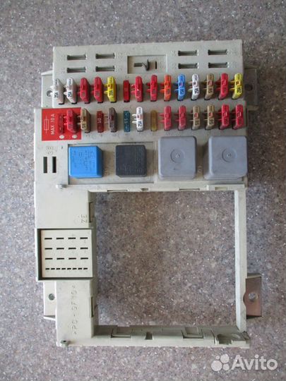 Блок предохранителей MAN 81254446074