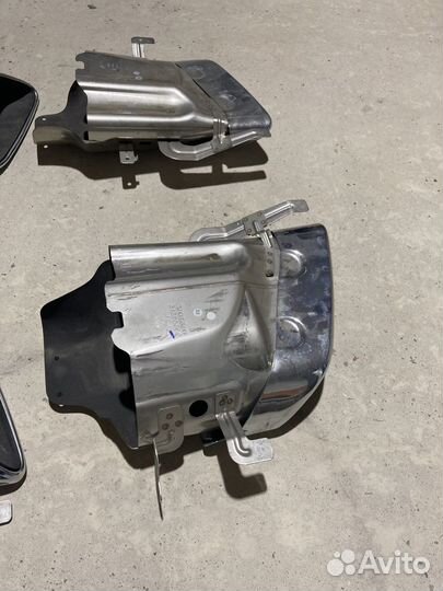 Насадка глушителя volvo V90/S90 31383808 31383809