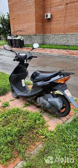 Скутер Suzuki Adress V50