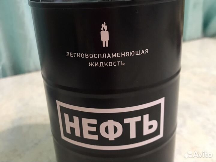 Банка нефть