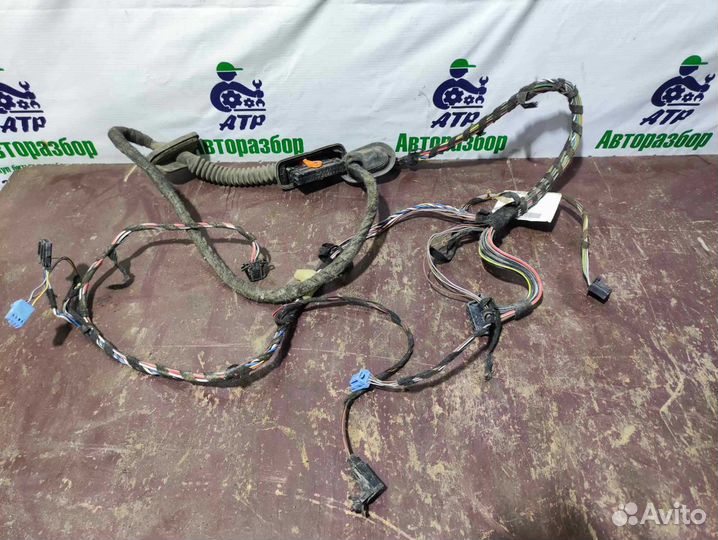 Проводка двери передней левой VW Polo rus