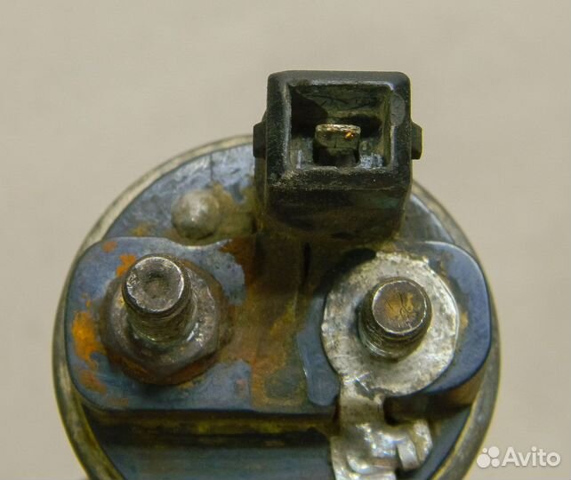 Втягивающее реле стартера Golf 2