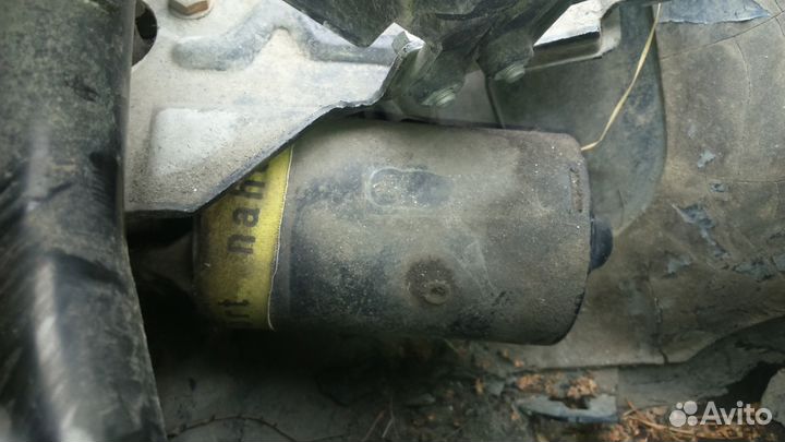 Моторчик стеклоочистителя Audi Ауди A6C4 45 кузов