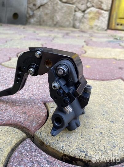 Тормозная машинка nissan