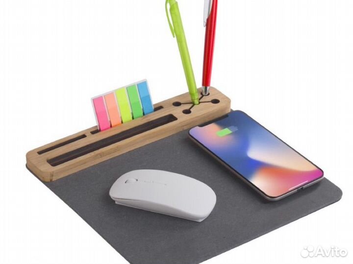 Настольная подставка с беспроводной зарядкой