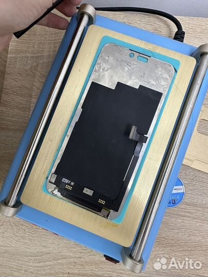 Замена стекла дисплея iPhone