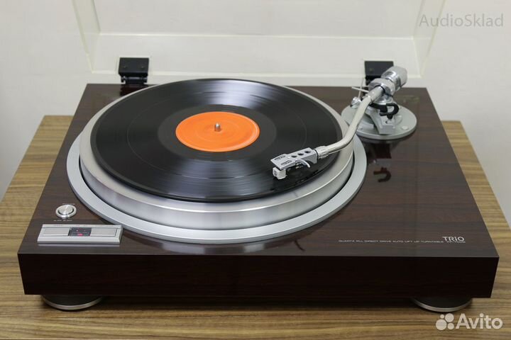 Виниловый проигрыватель Kenwood Trio KP-700D