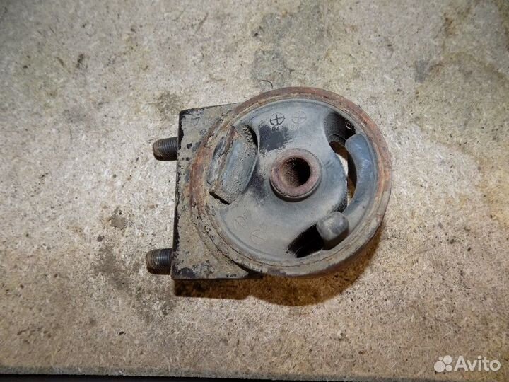 Опора двигателя RIO 2000-2004