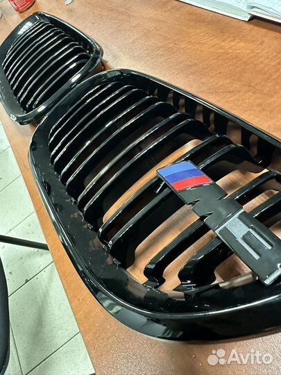 Bmw e46 ноздри f стиль черный глянец