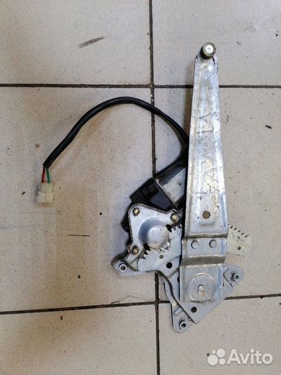 Стеклоподъемник задний правый Faw V5