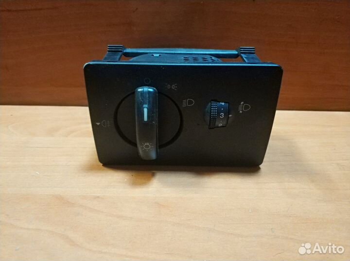 Переключатель света Форд Фиеста Фьюжин
