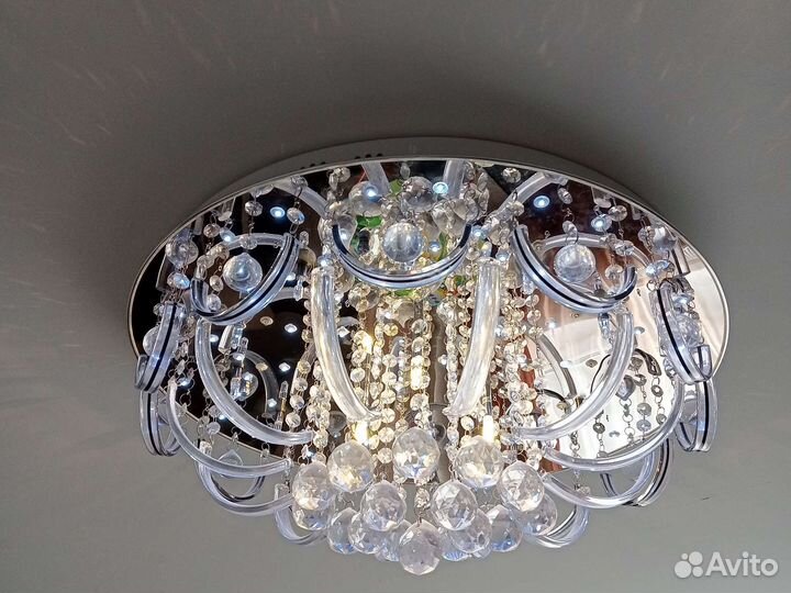 Люстра потолочная