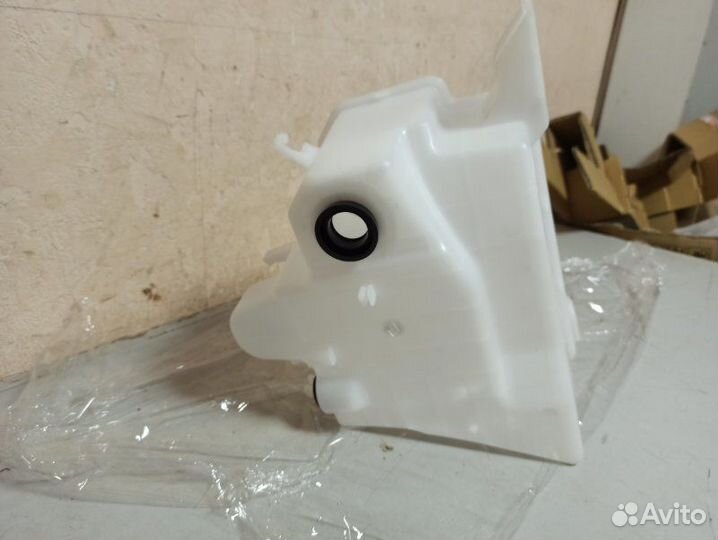 Бачок омывателя Kia Sorento XM 2009-2020