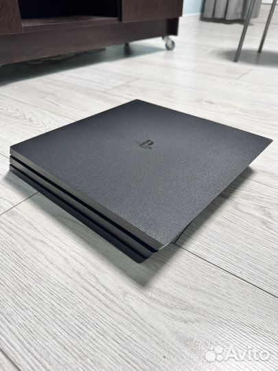 Sony PS4 Pro 1tb