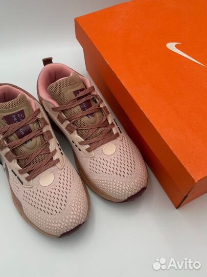 Кроссовки nike женские