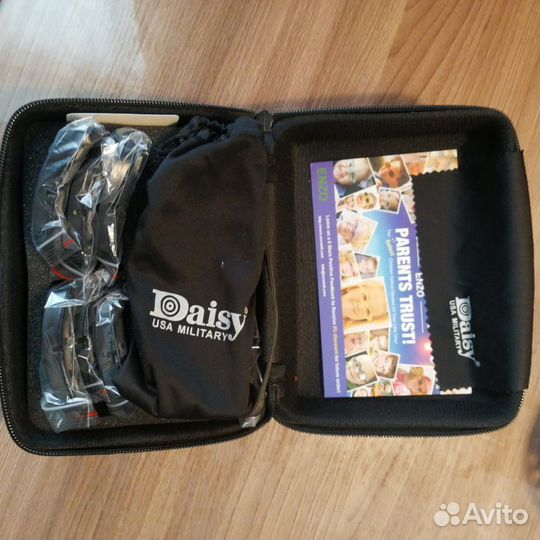 Очки солнцезащитные со сменными линзами