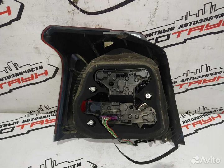 Фонарь toyota avensis AZT250 AZT251 AZT255 35110 0