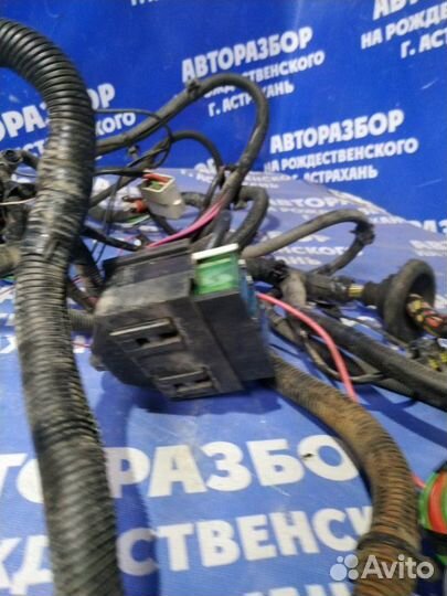 Проводка подкапотная Ваз Лада Приора седан 21126