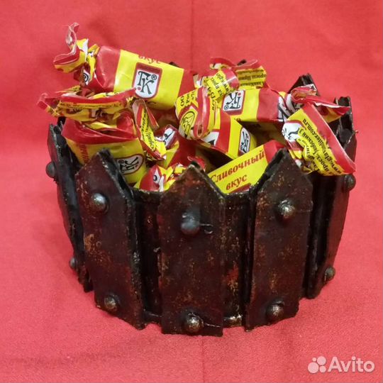 Конфетница 