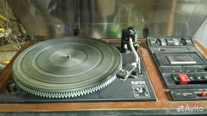 Проигрыватель винила