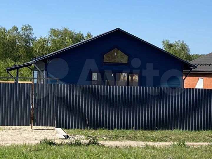 Дом 95 м² на участке 8 сот.