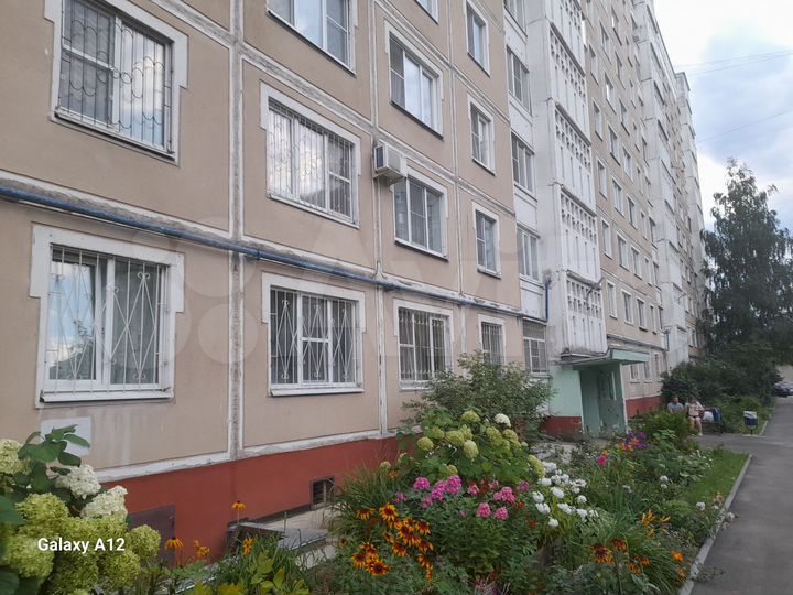2-к. квартира, 50 м², 6/10 эт.