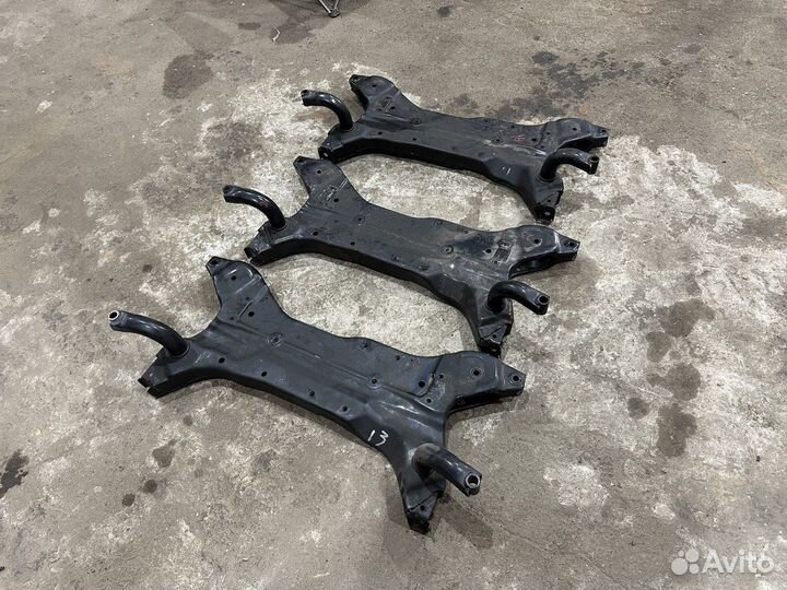 Передний подрамник 34 т.км Оригинал Lancer 10, XL